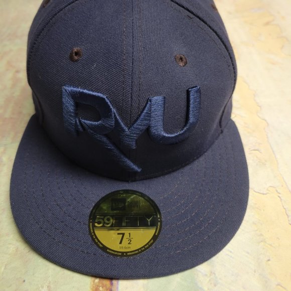 RYU Respect Your Universe Navy Logo New Era SZ 7 1/2 - 59.6 cm Ball Cap MSRP $45 - Picture 1 of 3